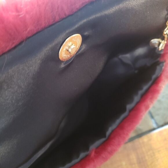 Windsor Burgundy Faux Furry Versatile Clutch - Picture 9 of 12